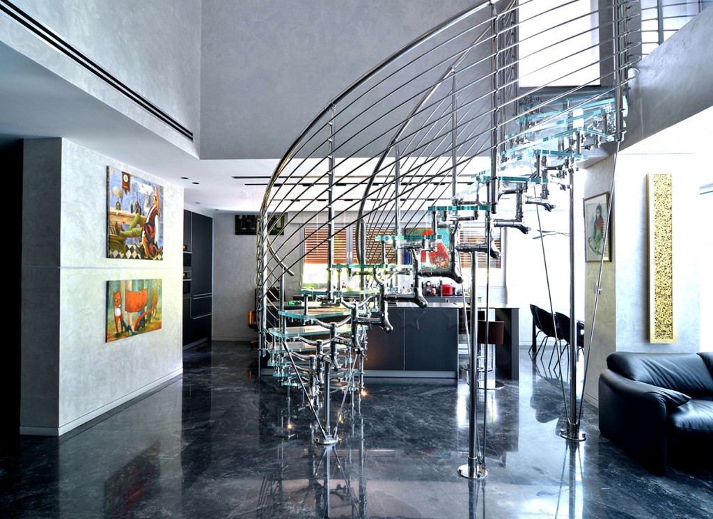 גרם מדרגות זכוכית איטלקי מעוצב דגם טטיאנה למרפסת